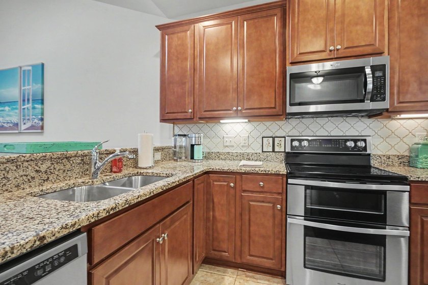 Welcome to your dream home in the sought-after Bella Vita - photo 14