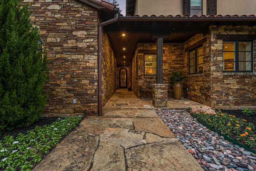 Beautifully appointed custom home on coveted King Fisher in the - photo 38