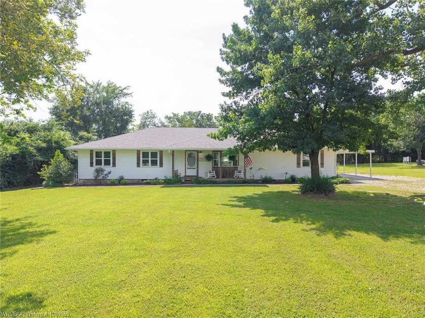 Backyard dreams really do exist! Nestled on a beautiful 2.3 - photo 6