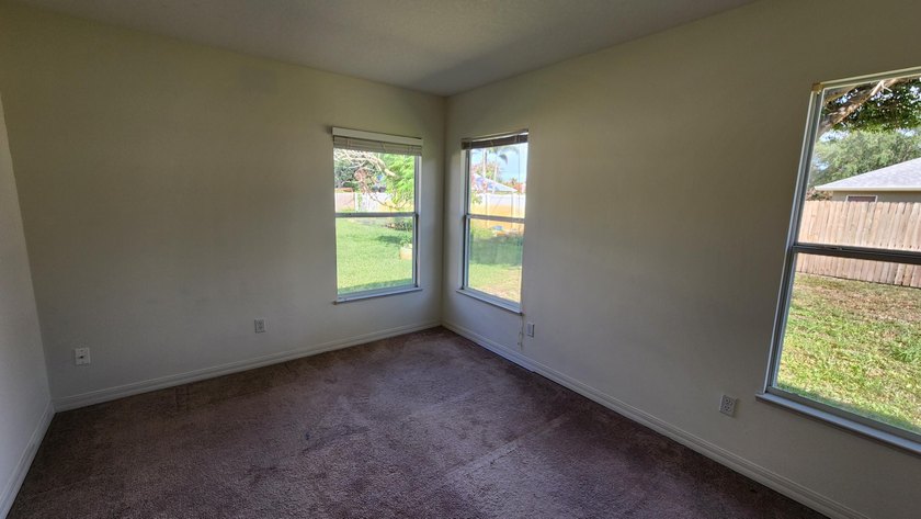 Spacious 4BR/3BA home in southwest Port St. Lucie near the - photo 19