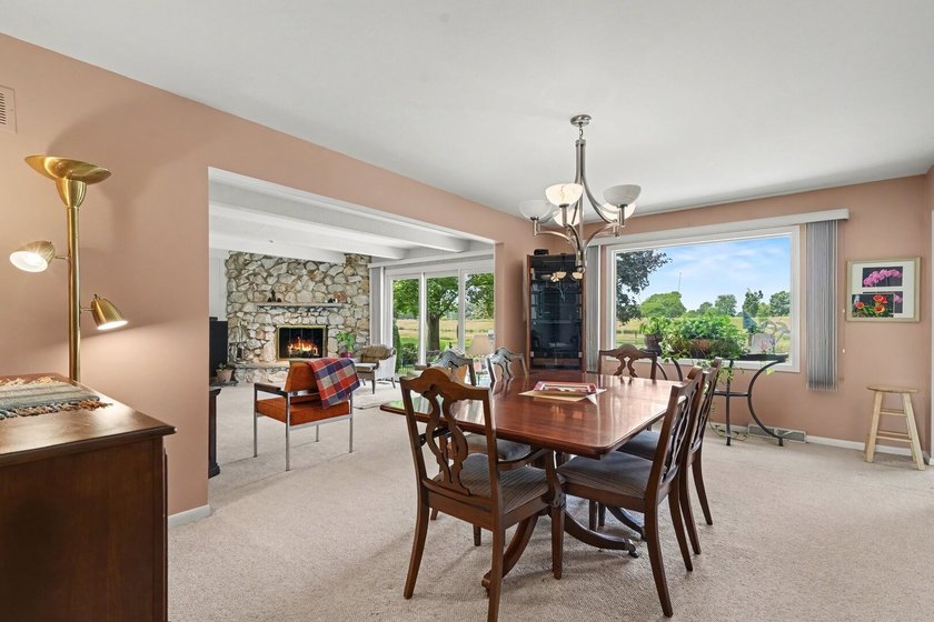 252 Cardinal Dr - photo 4