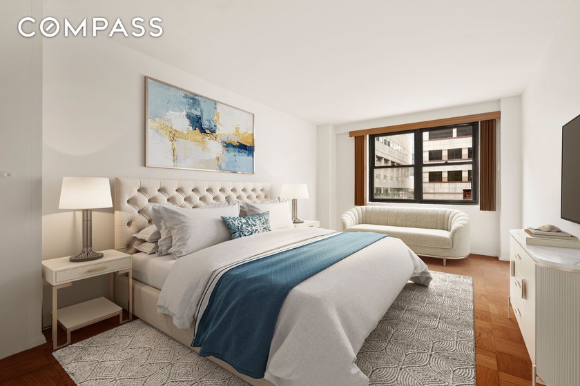Spacious Corner Living with Private Outdoor Space at Lincoln - photo 8