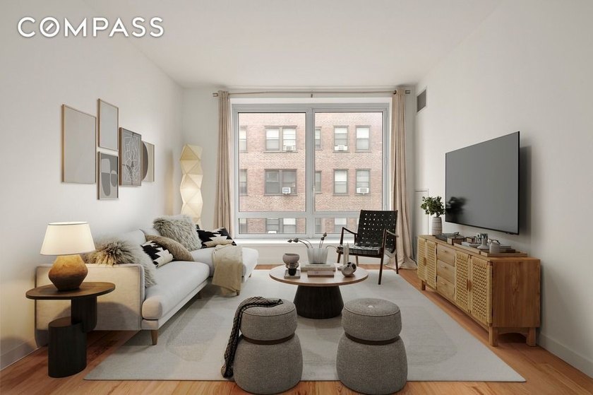 Wonderful value in Hell s Kitchen, only two blocks away from - photo 2