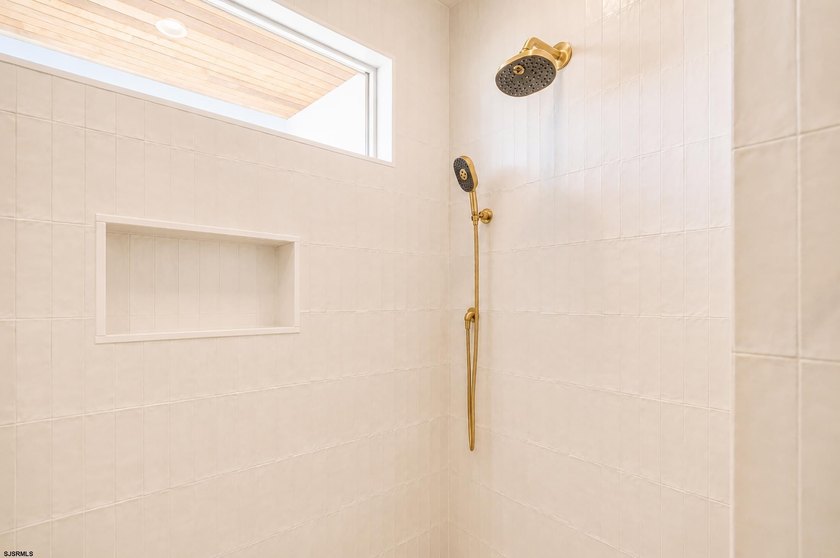 Luxury New Construction, situated in Margate's desirable Marina - photo 25