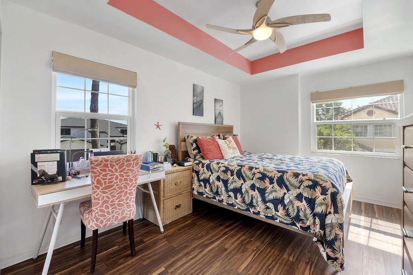 RARELY available end unit townhome with lots of privacy, a - photo 26