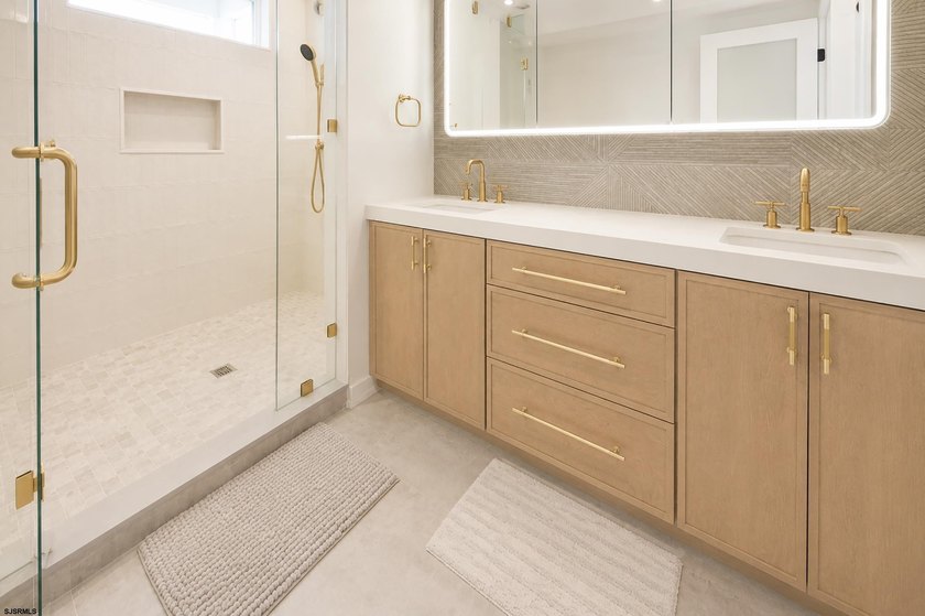 Luxury New Construction, situated in Margate's desirable Marina - photo 26
