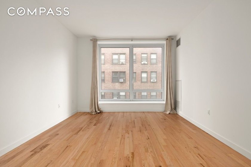 Wonderful value in Hell s Kitchen, only two blocks away from - photo 8