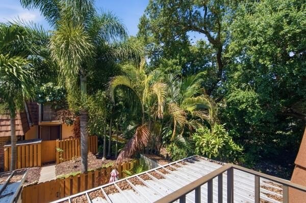 Discover this charming 2-bedroom, 2.5-bathroom condominium - photo 28