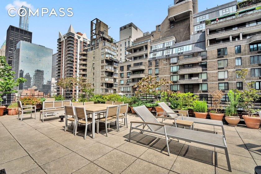 Welcome to 310 East 49th Street, Residence 1E a beautifully - photo 8