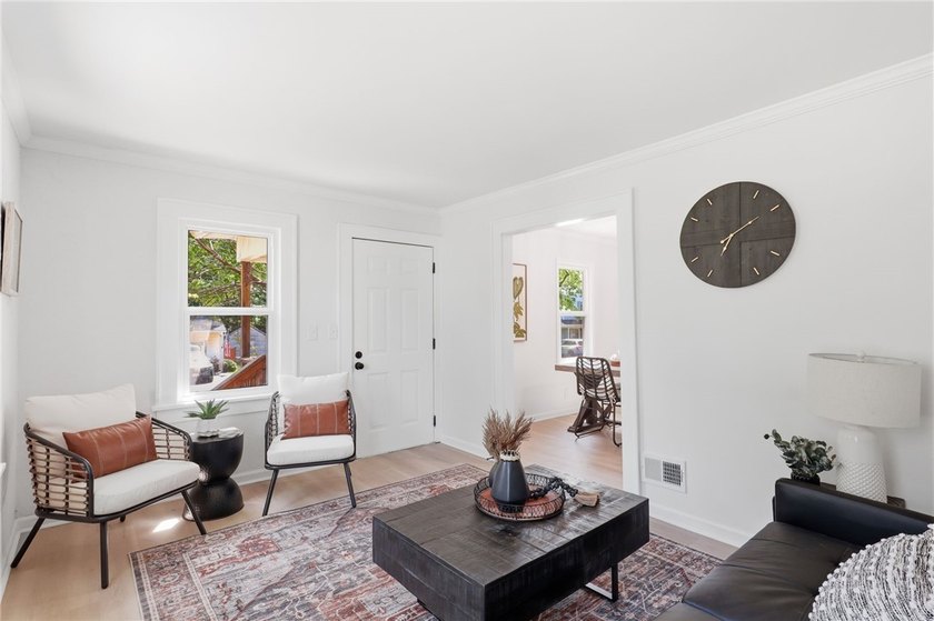 Welcome to 271 Sheppler Street, a charming Cape Cod filled with - photo 4