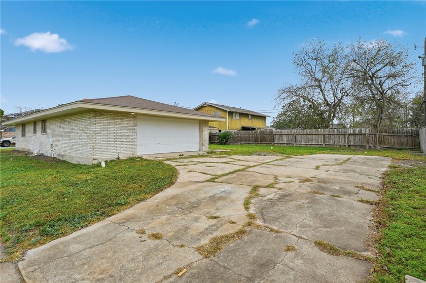 This beautifully updated 3 bedroom, 2 bath home with a 2 car - photo 29