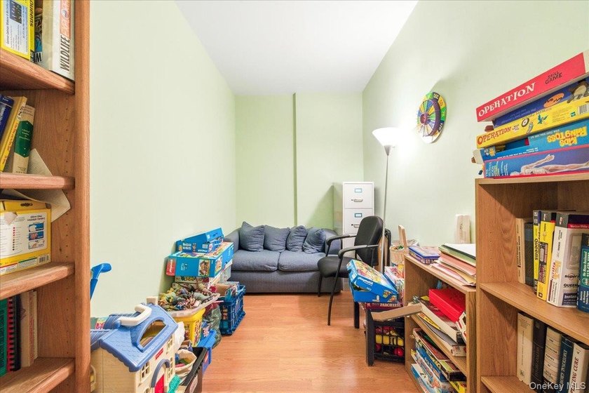 Position your practice in the heart of Forest Hills with this - photo 7