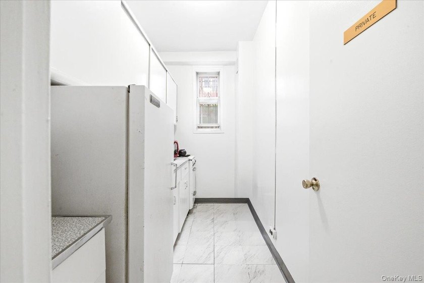 Position your practice in the heart of Forest Hills with this - photo 10