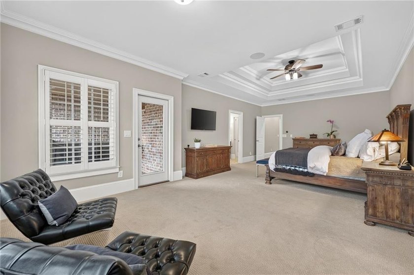 Luxury Townhome Living at Its Finest! Welcome to an exceptional - photo 30