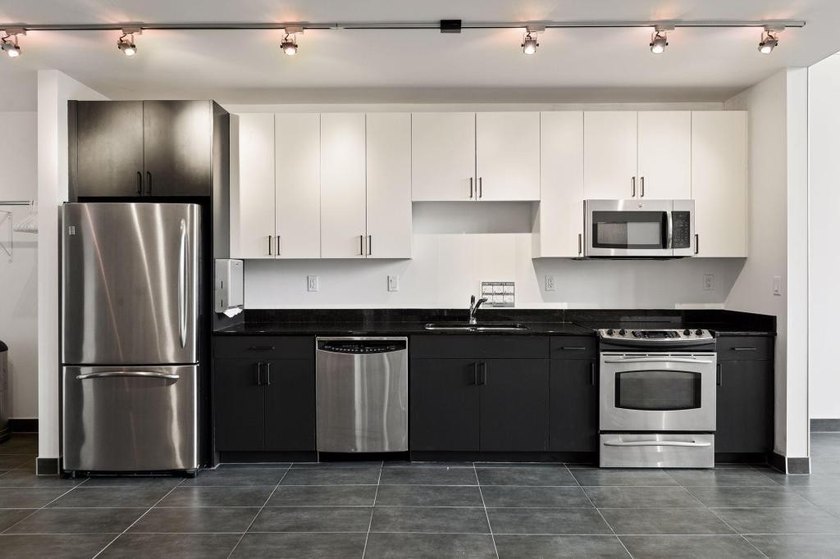 5th Avenue Lofts in the heart of the North Loop, where urban - photo 37