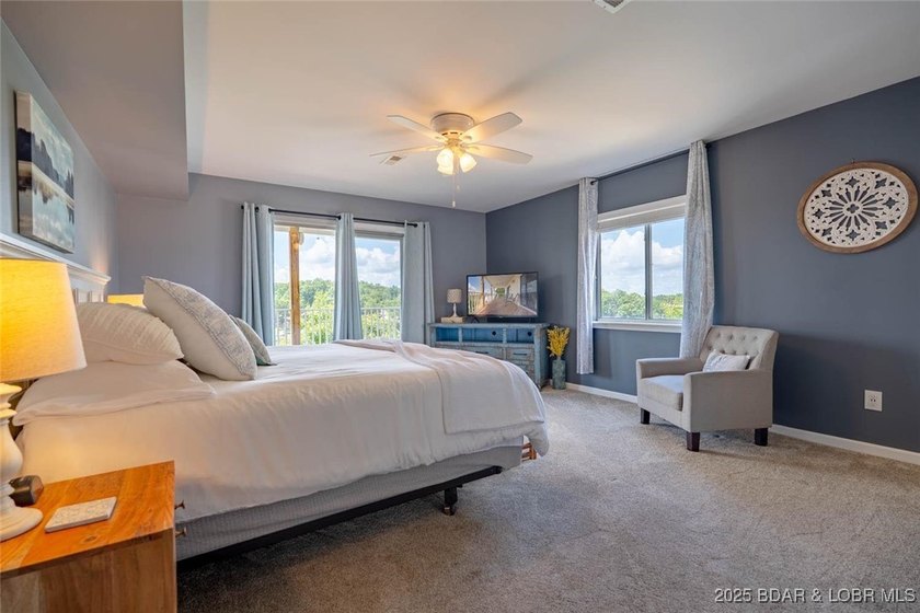 Welcome to this beautifully remodeled, walk-in end unit at The - photo 16