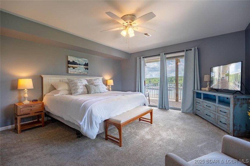 Welcome to this beautifully remodeled, walk-in end unit at The - photo 17
