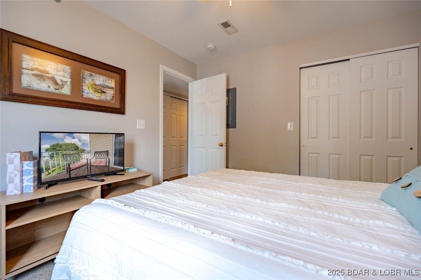 Welcome to this beautifully remodeled, walk-in end unit at The - photo 22