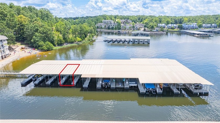 Welcome to this beautifully remodeled, walk-in end unit at The - photo 43