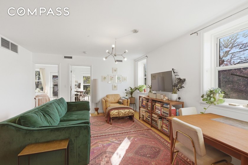 NEW TO THE MARKET. *First Showings By Appointment on Saturday - photo 2