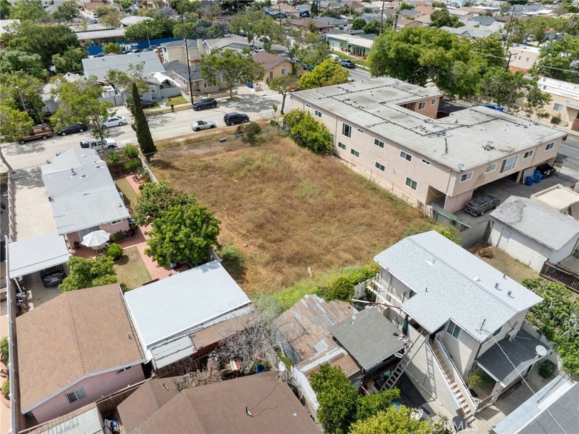 Vacant residential lot located at 1162 N McDonald Ave in - photo 6