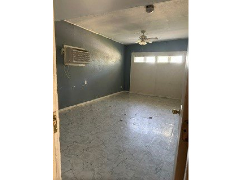Opportunity Awaits! This 4-bedroom, 1-bath home is full of - photo 14