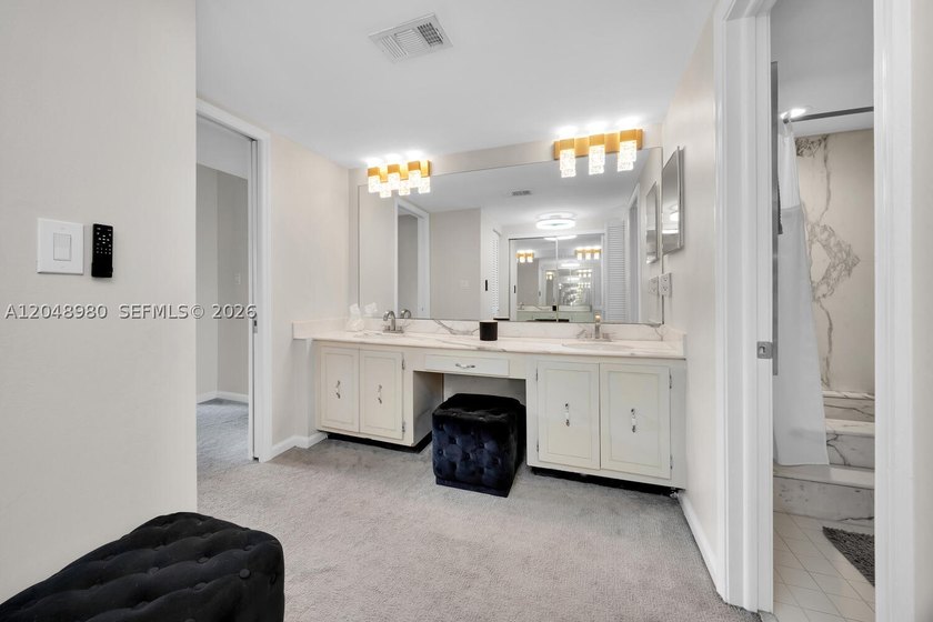 Beautifully remodeled 2-bedroom, 2-bath residence featuring a - photo 22