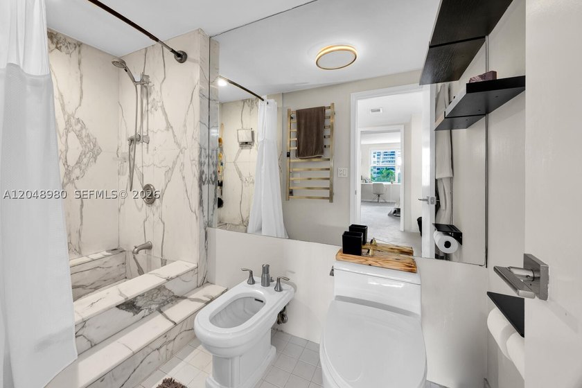 Beautifully remodeled 2-bedroom, 2-bath residence featuring a - photo 24