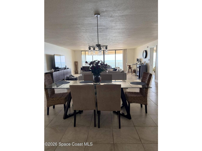 Experience the best of coastal living in this stunning luxury - photo 4