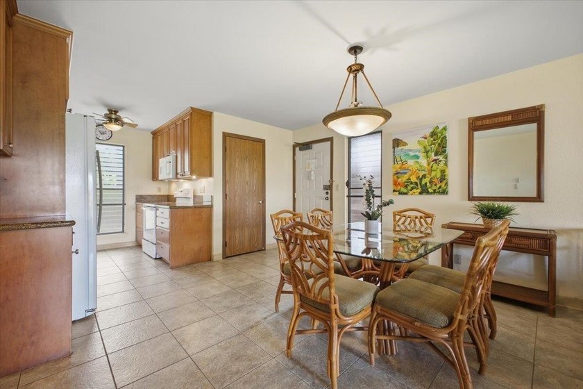 Welcome to this cozy 2-bedroom, 2-bath downstairs residence in - photo 12
