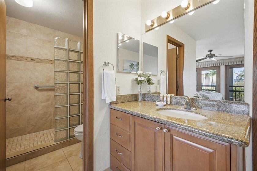 Welcome to this cozy 2-bedroom, 2-bath downstairs residence in - photo 16