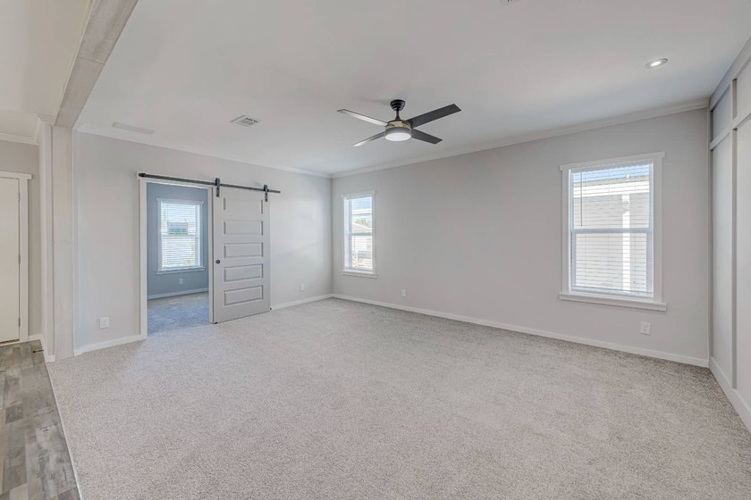 PRICE REDUCED!! Brand New 2025 Palm Harbor! 1386 sq Ft of beauty - photo 28