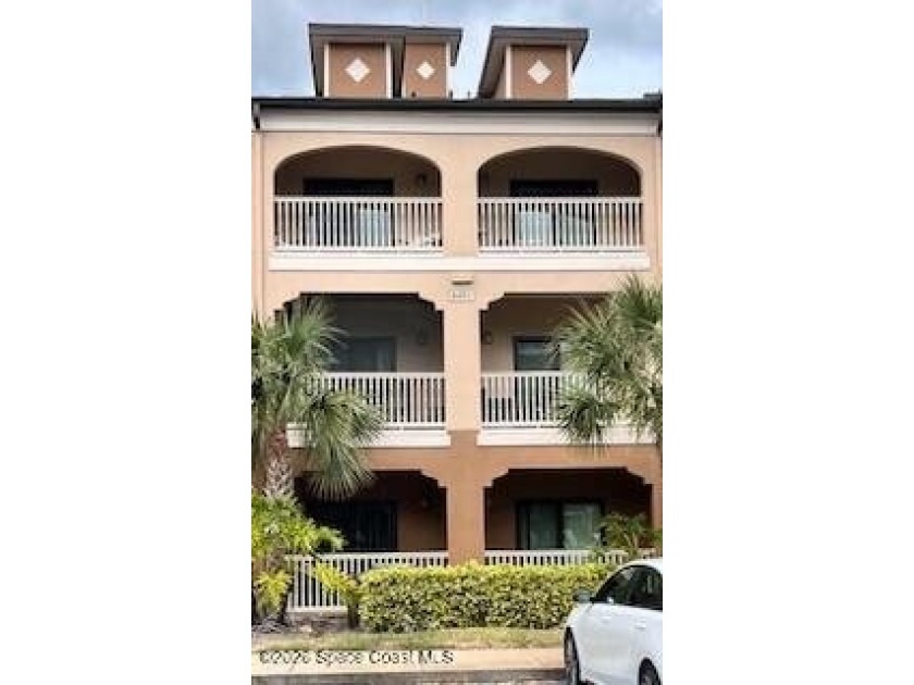 Florida lifestyle at its best in this 1 bedroom 1 bath FIRST - photo 2