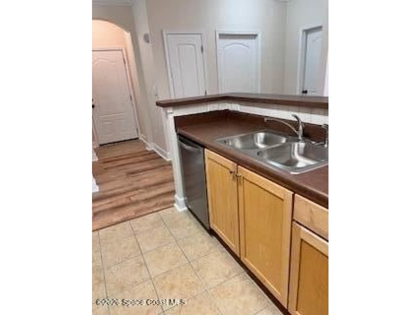 Florida lifestyle at its best in this 1 bedroom 1 bath FIRST - photo 4