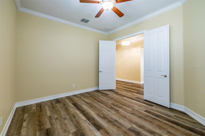 Under contract-accepting backup offers. POOL HOME in Valencia - photo 11