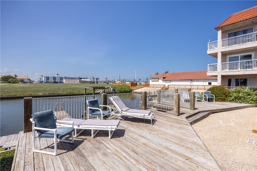 Stunning Waterview Island Condo! Situated in the popular Mystic - photo 29