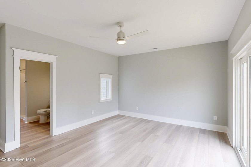 PRICE REDUCTION!!! PLUS...... SELLER OFFERING $20,000 TO BUYER - photo 28