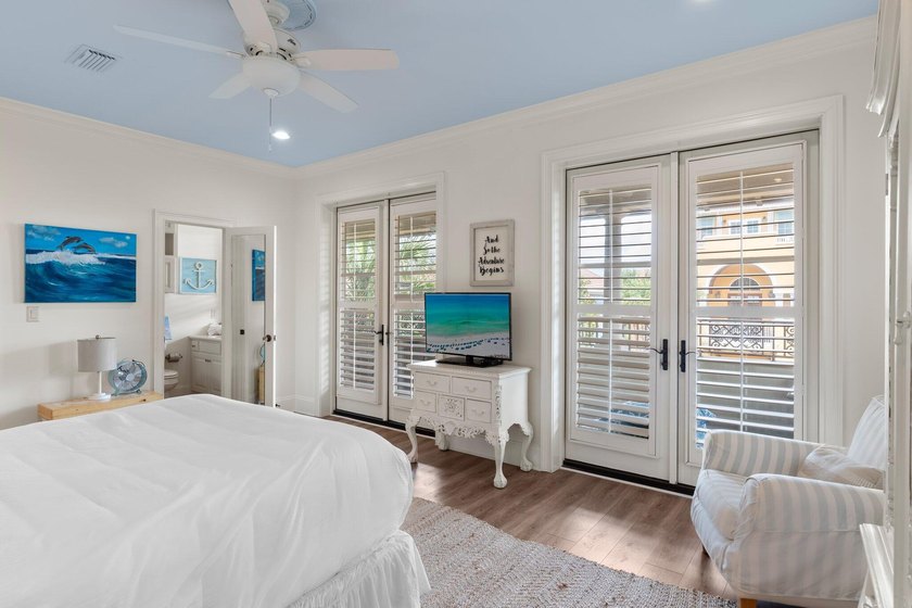 This stunning, fully furnished four-bedroom villa offers plenty - photo 33