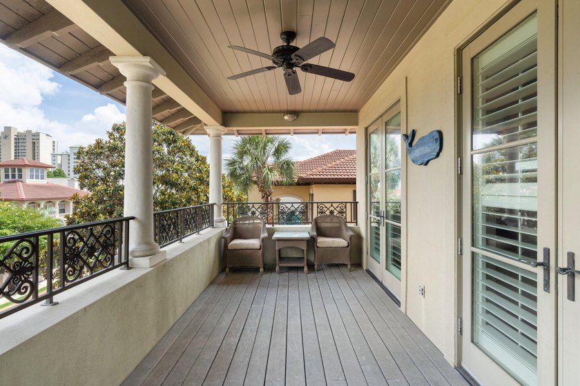 This stunning, fully furnished four-bedroom villa offers plenty - photo 45