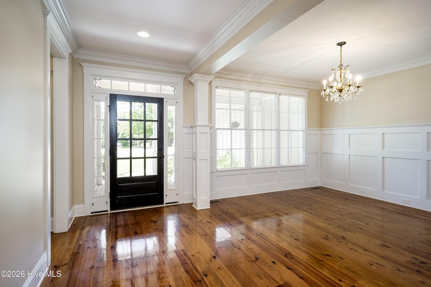 Experience exceptional craftsmanship and timeless design in this - photo 8