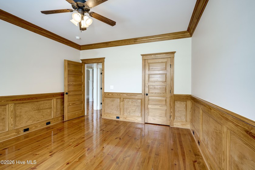 Experience exceptional craftsmanship and timeless design in this - photo 10