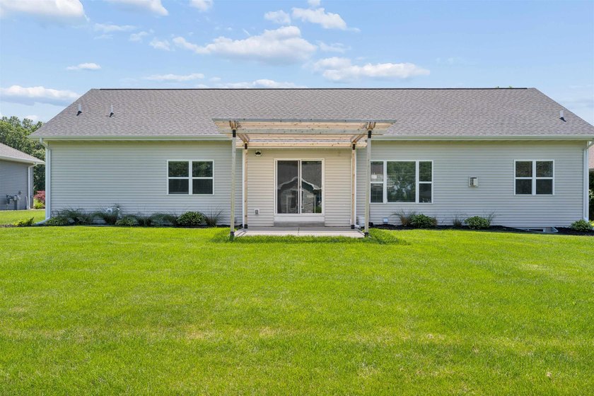 Impressive ranch! As you enter the open-concept design welcomes - photo 35