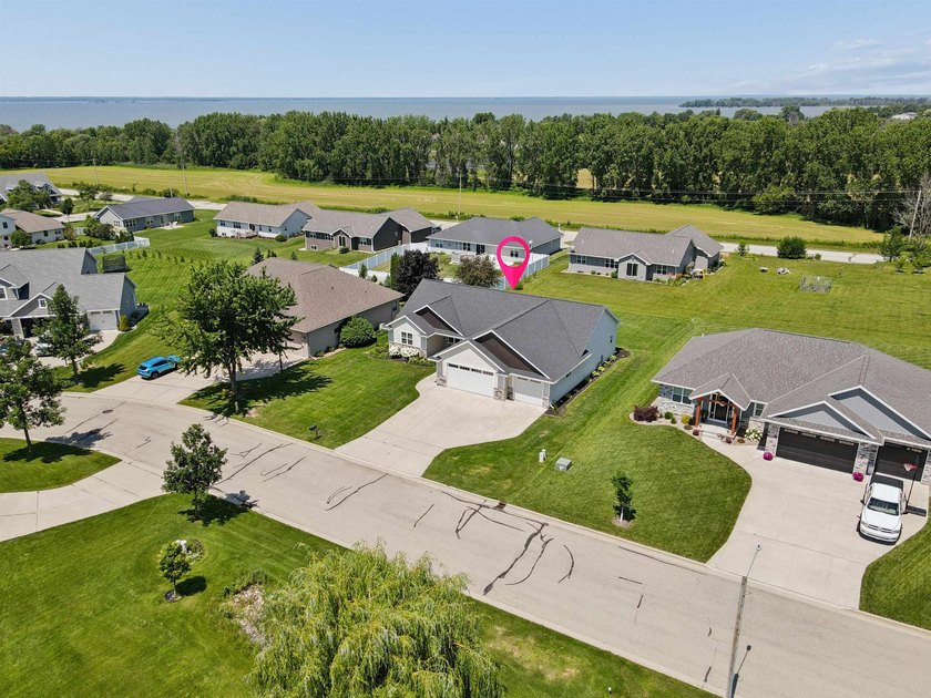 Impressive ranch! As you enter the open-concept design welcomes - photo 38