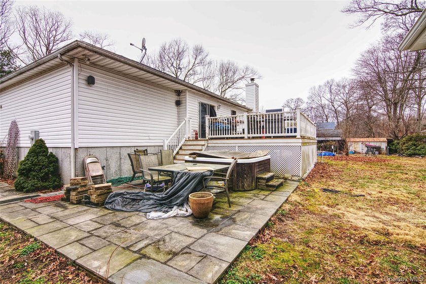 Generous layout with room for extended living, this spacious - photo 21