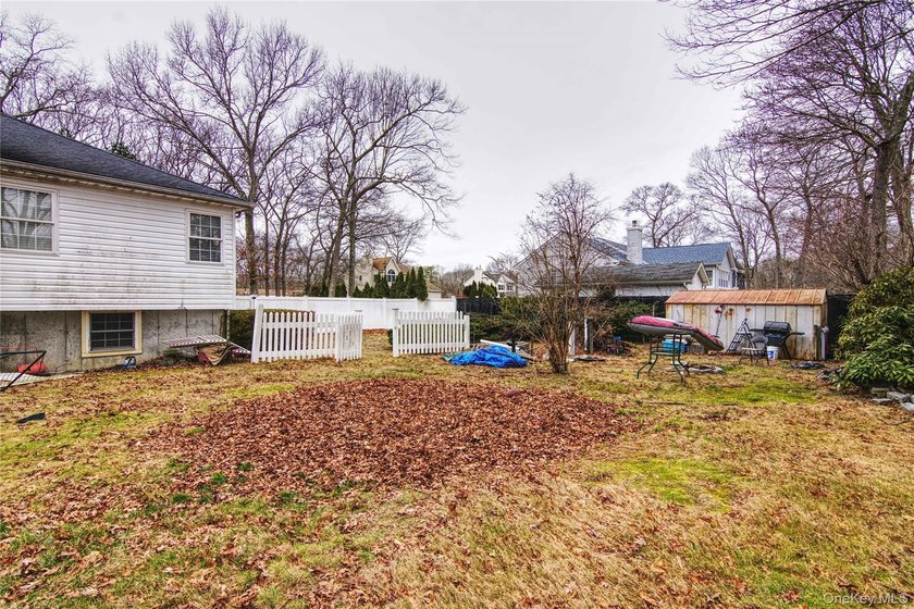 Generous layout with room for extended living, this spacious - photo 23