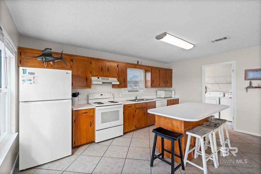 Charming 3BR/2BA Fully Furnished Home on Mobile Bay - Turnkey &amp; - photo 6