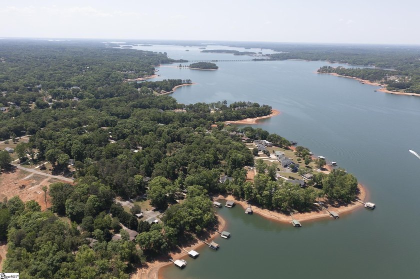 Don't miss this hidden gem-an exceptional .50-acre interior lake - photo 5