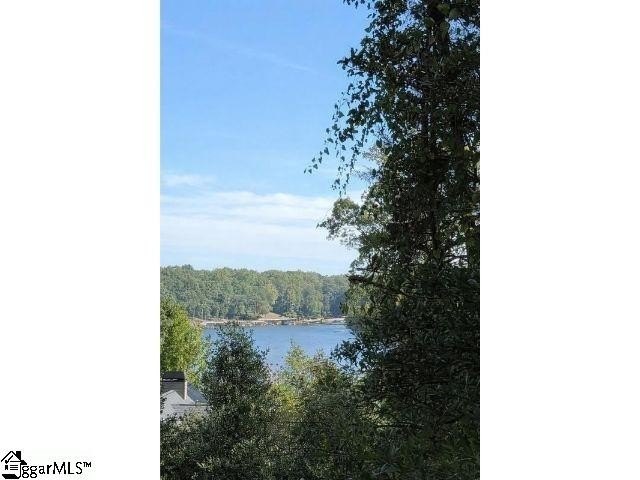 Don't miss this hidden gem-an exceptional .50-acre interior lake - photo 9
