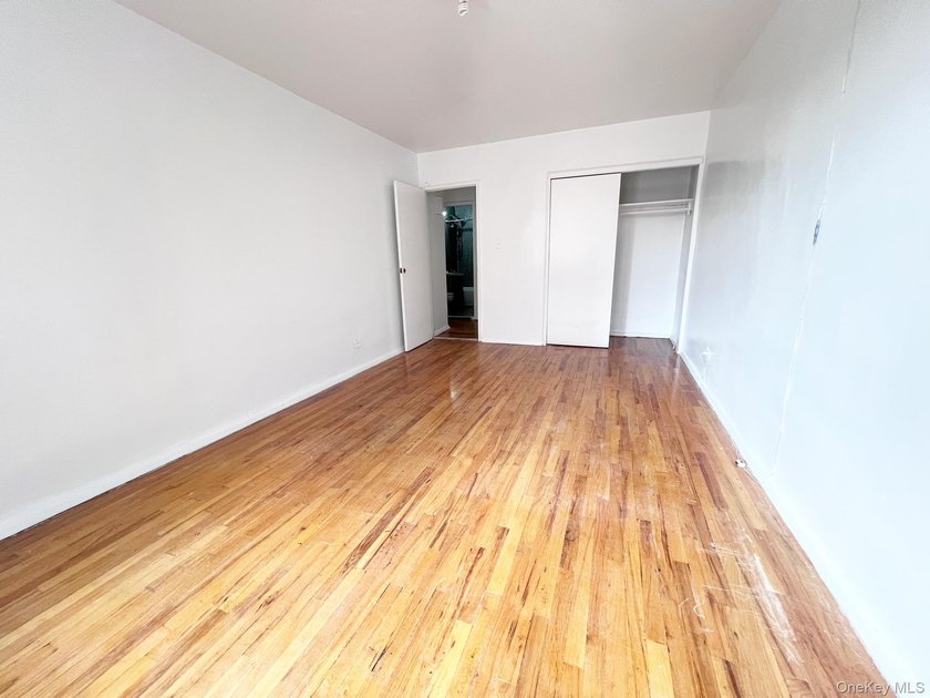 Welcome to this bright and spacious A-line 2-bedroom, 1-bath - photo 11