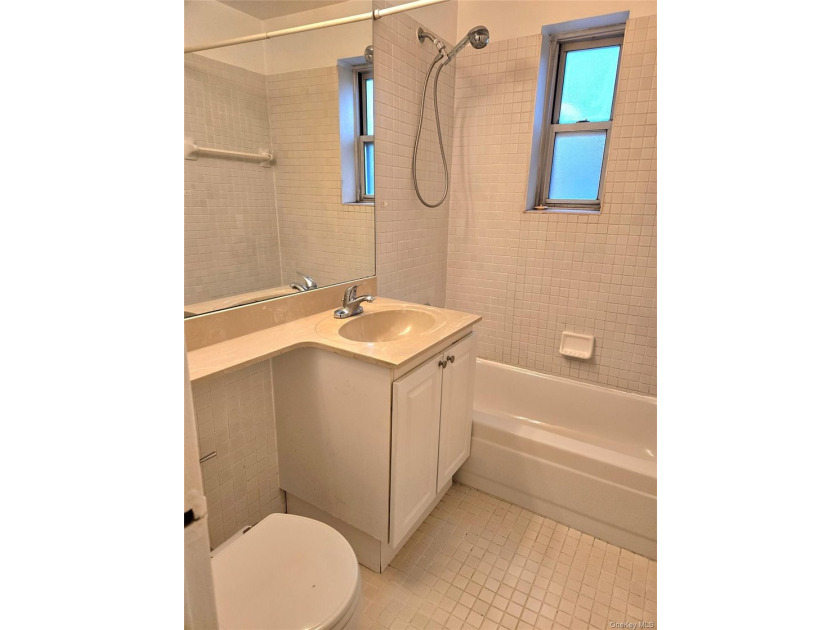 Welcome to this charming sunlit 1-bedroom, 1-bathroom co-op - photo 13